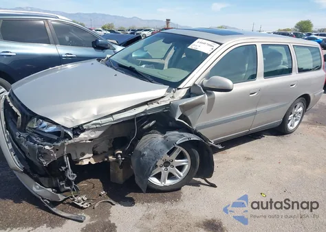 2003 Volvo V70 2.4T z USA, uszkodzony, nr VIN YV1SW58D832299364